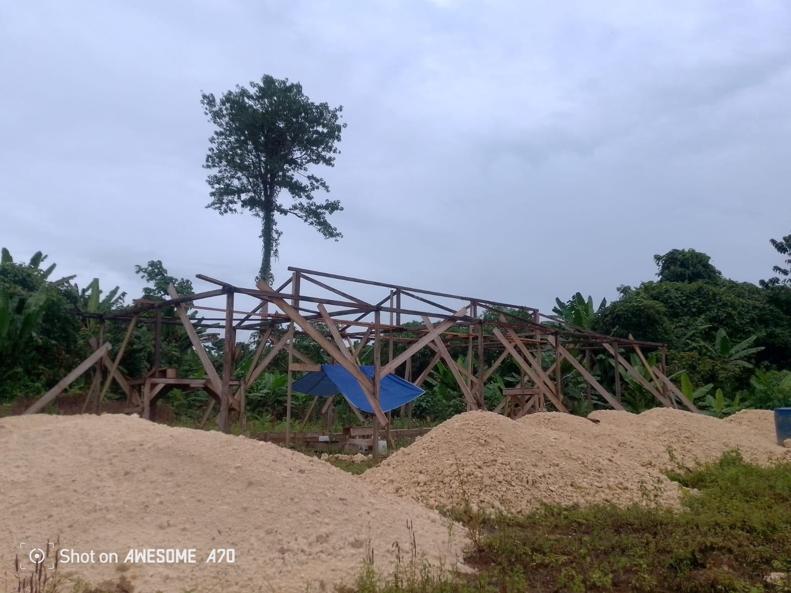 Ruang Pendidikan yang Sunyi : SMP 001 Filial Tadoan Baru dibangun.